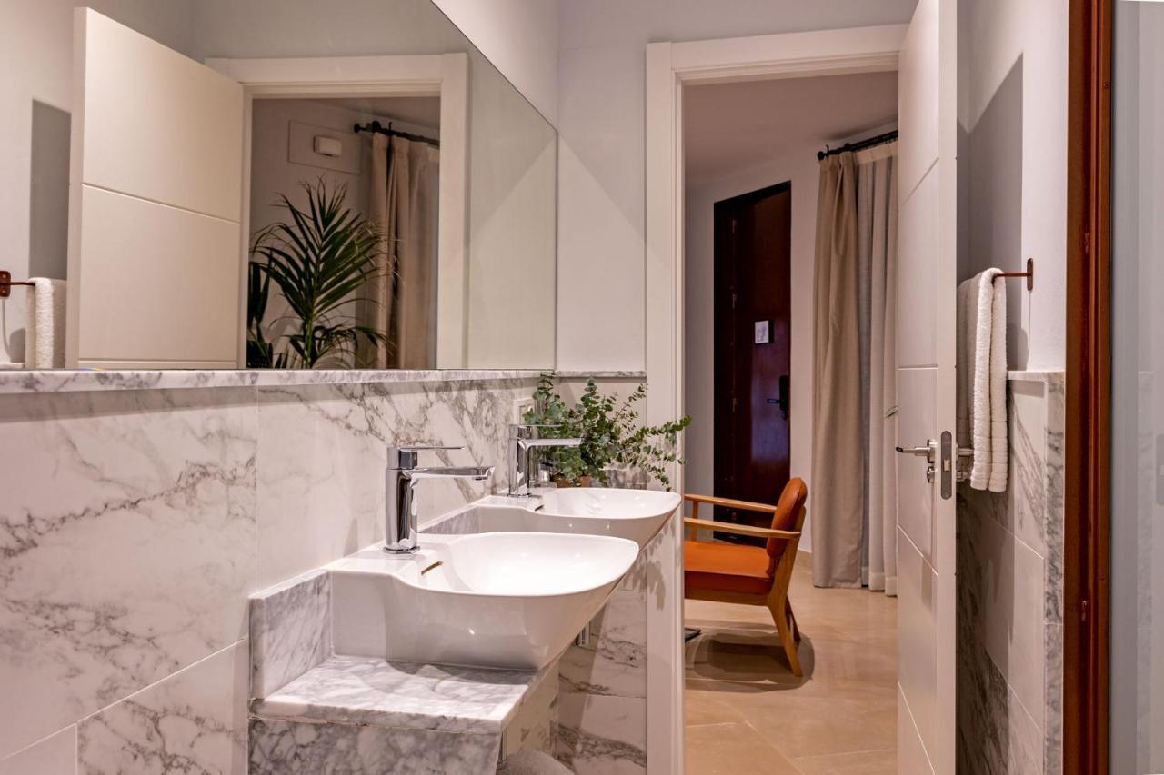 Angeles 6- Giralda Luxury By Valcambre Apartment Seville