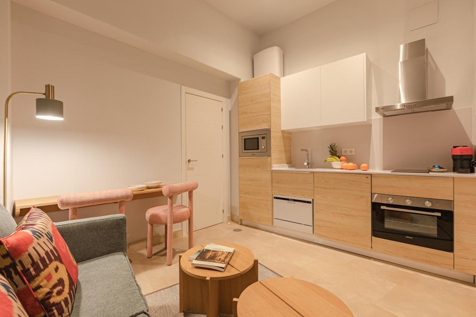 Angeles 6- Giralda Luxury By Valcambre Apartment